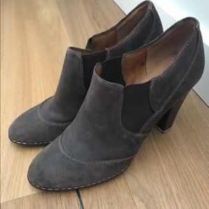 Sofft Brown Suede Leather Ankle Booties